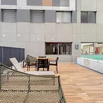 Apartamento Pinheiros Arcondicionado, Privativo, Vista Livre, Completo New, Piscina, Coworking, Academia, Lavanderia, Hidromassagem, Fogueira, Portaria 24H Etc