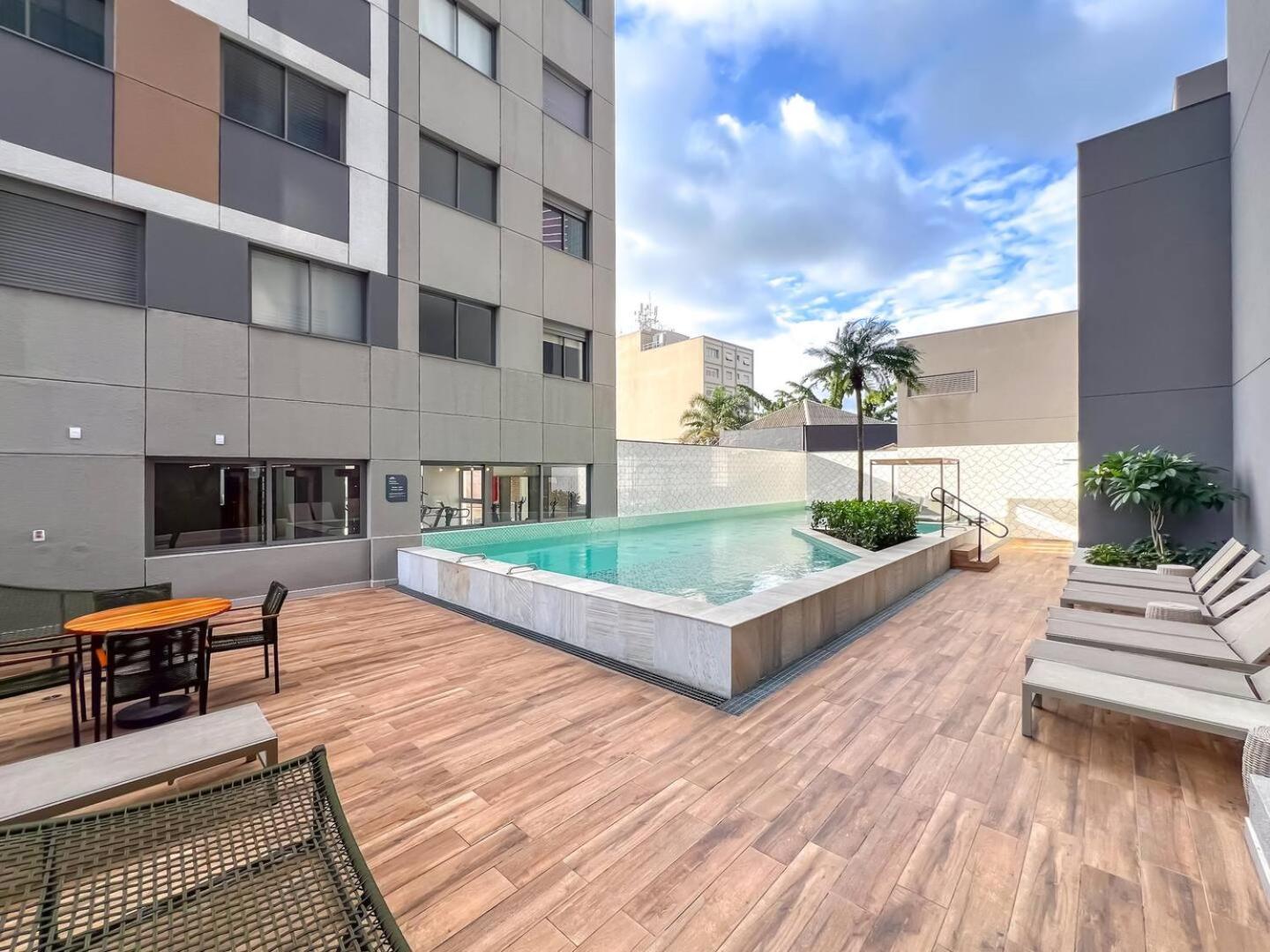Pinheiros Arcondicionado, Privativo, Vista Livre, Completo New, Piscina, Coworking, Academia, Lavanderia, Hidromassagem, Fogueira, Portaria 24h Etc Apartamento São Paulo