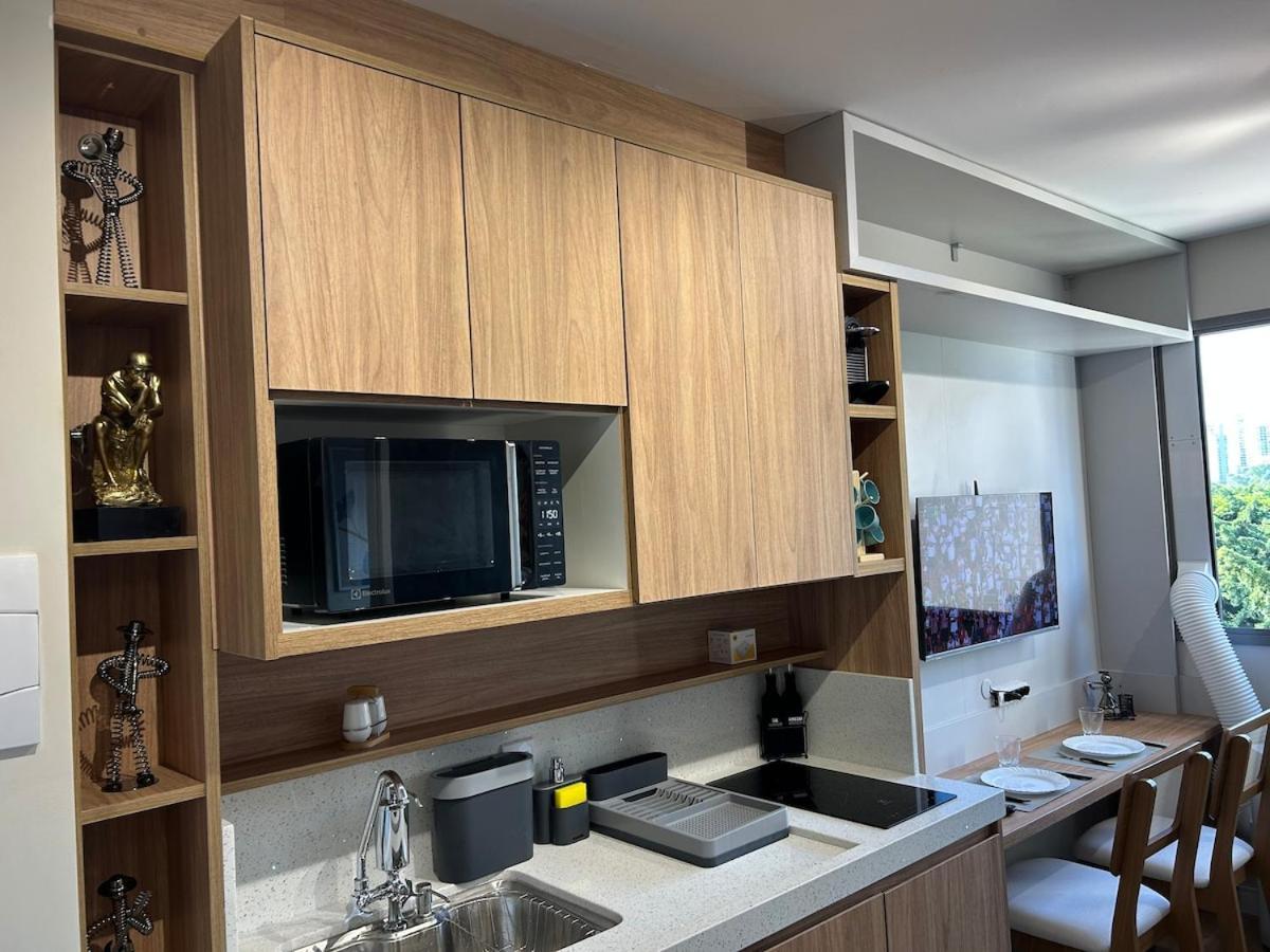 Apartamento Pinheiros Arcondicionado, Privativo, Vista Livre, Completo New, Piscina, Coworking, Academia, Lavanderia, Hidromassagem, Fogueira, Portaria 24h Etc São Paulo