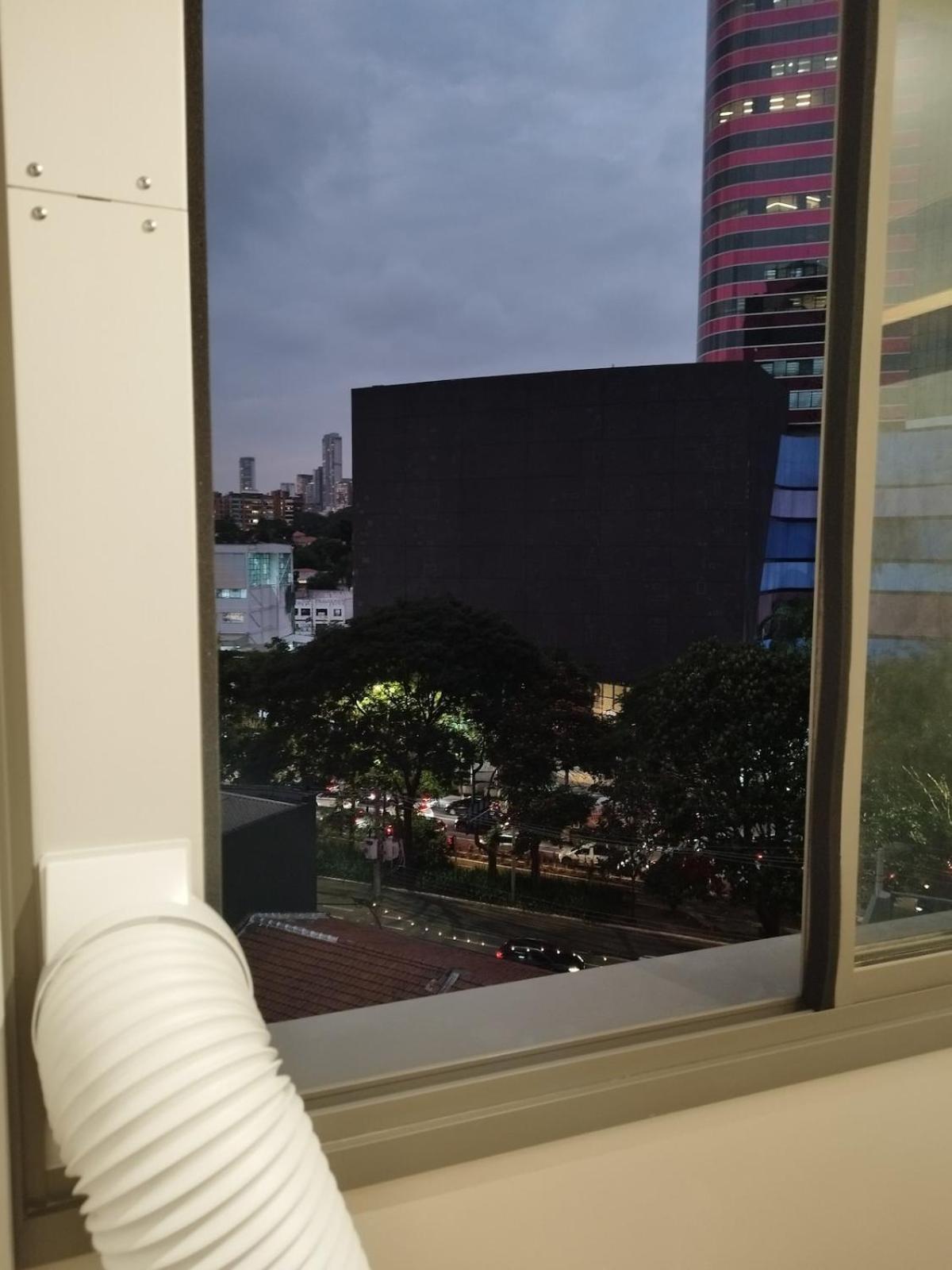 Pinheiros Arcondicionado, Privativo, Vista Livre, Completo New, Piscina, Coworking, Academia, Lavanderia, Hidromassagem, Fogueira, Portaria 24h Etc * São Paulo